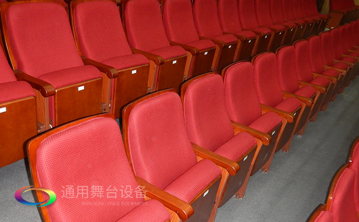 通用舞臺承接廣州市廣鐵一中報告廳舞臺幕布、燈光、音響項目