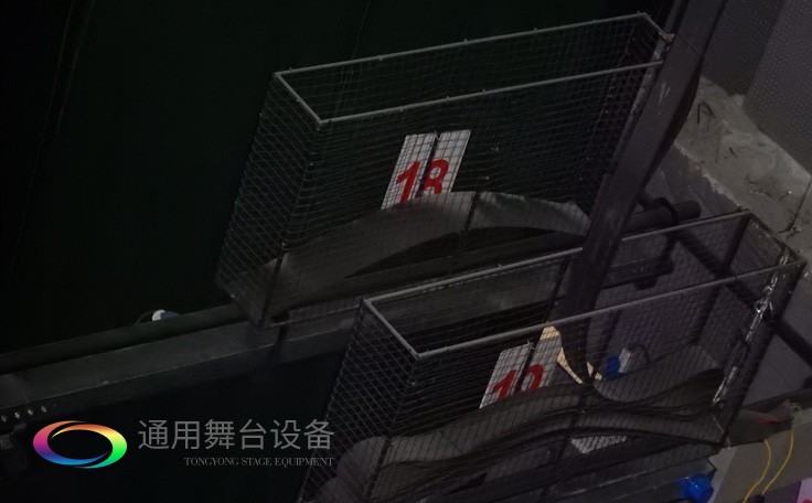 舞臺吊桿卷揚(yáng)機(jī)、控制系統(tǒng)運(yùn)作原理、組成及注意事項(xiàng)
