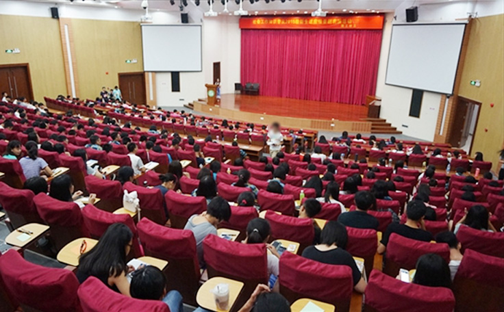 靚爆鏡的廣科院松山湖新校區(qū)多功能報告廳！報告廳舞臺機械及舞臺吊桿等建設項目由通用舞臺承建
