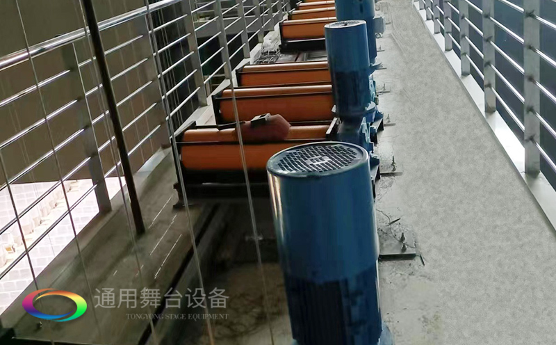 淮安開明實驗學校報告廳、舞臺機械吊桿、鋼性防火幕項目